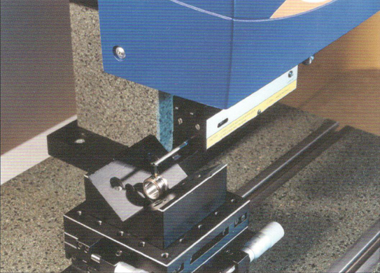 量程為4mm的PGI 420是測量小型、微型軸承的理想選擇